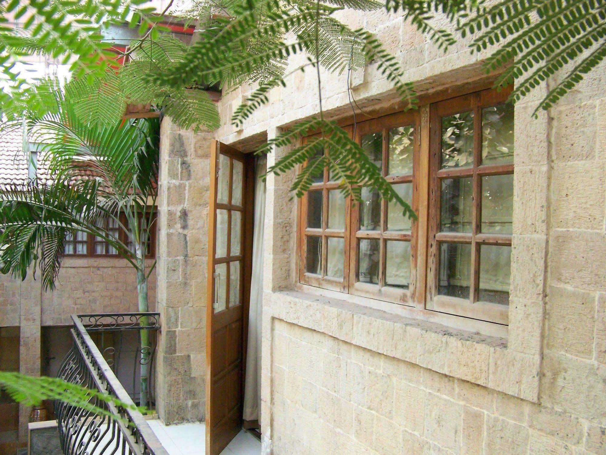 Hotel Beach Garden Mumbai Exterior photo